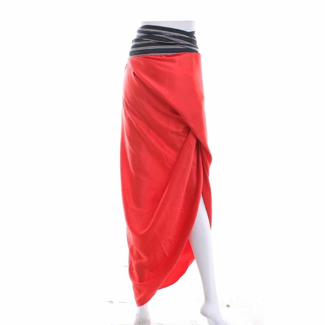 Lulu Lutfi Labibi Black & Red Stripes Maxi Skirt