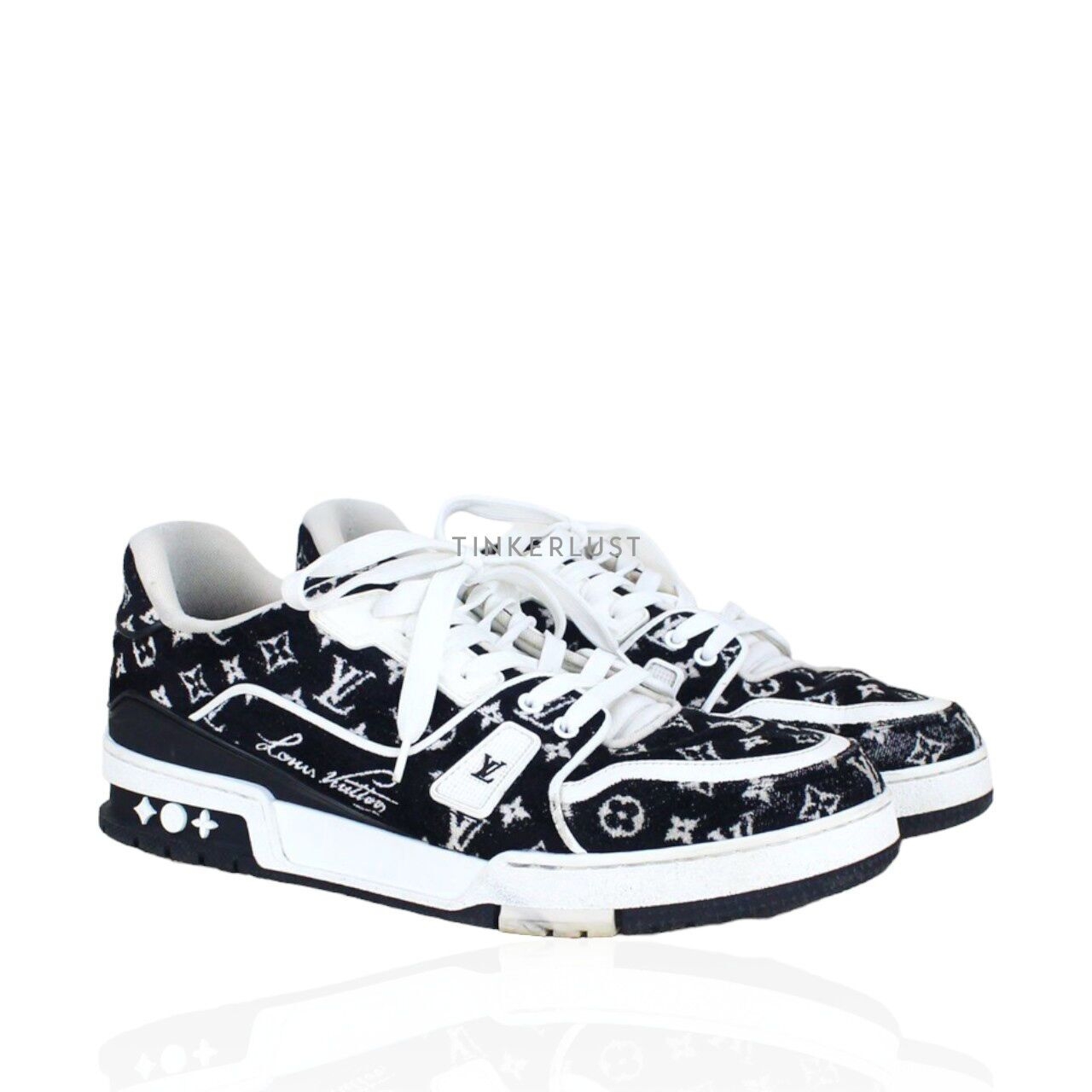 Louis Vuitton Trainer Monogram Black & White Sneakers