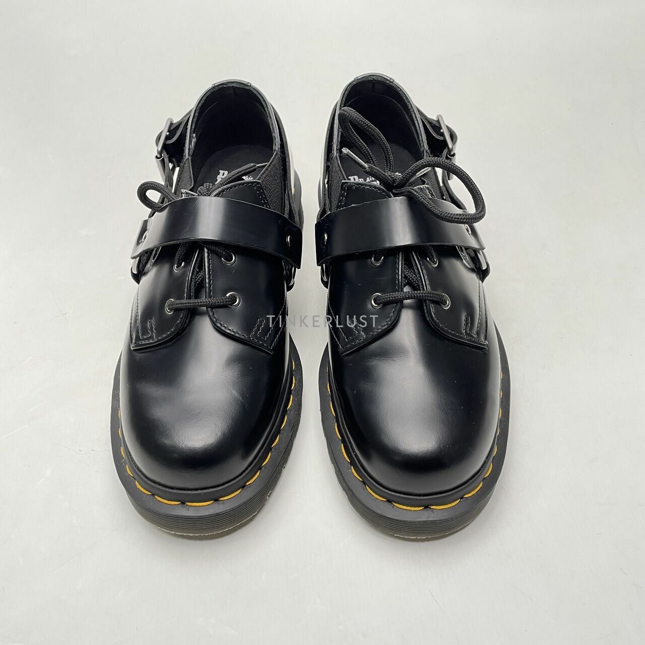 DRMARTENS Fulmar Black Polished Smooth Sneakers