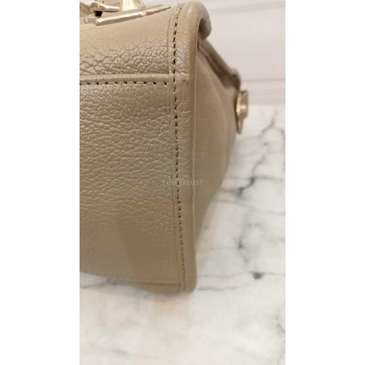 Balenciaga Reguler City Edge 2022 Griss GHW Satchel Bag