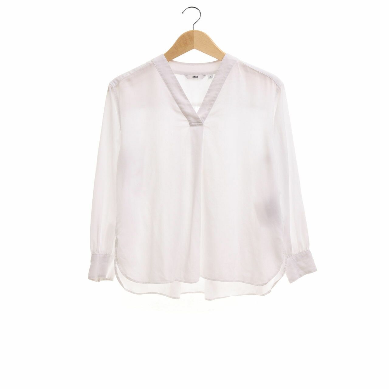 UNIQLO White Blouse