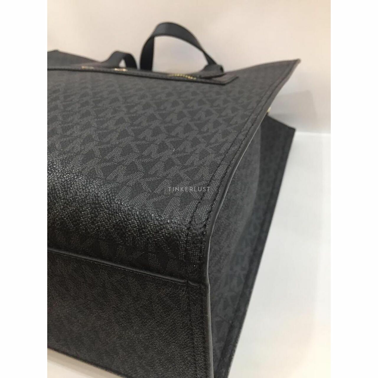 Michael Kors Kenly Black Large Tote Monogram Tote Bag