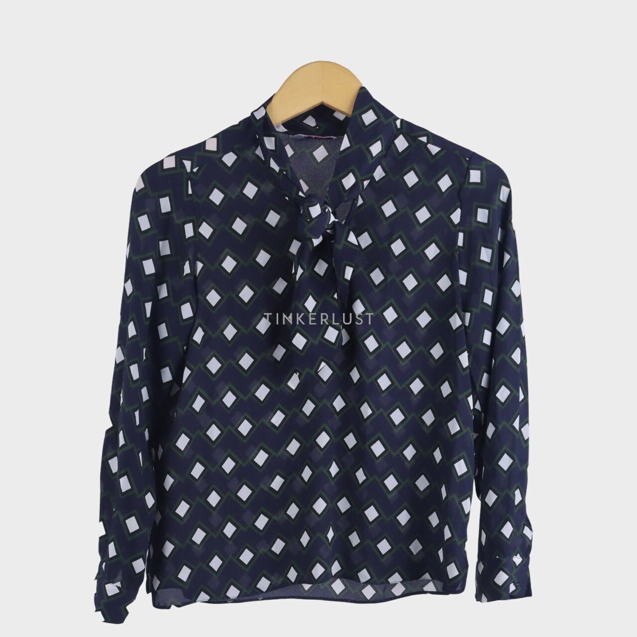 Dorothy Perkins Navy Pattern Blouse