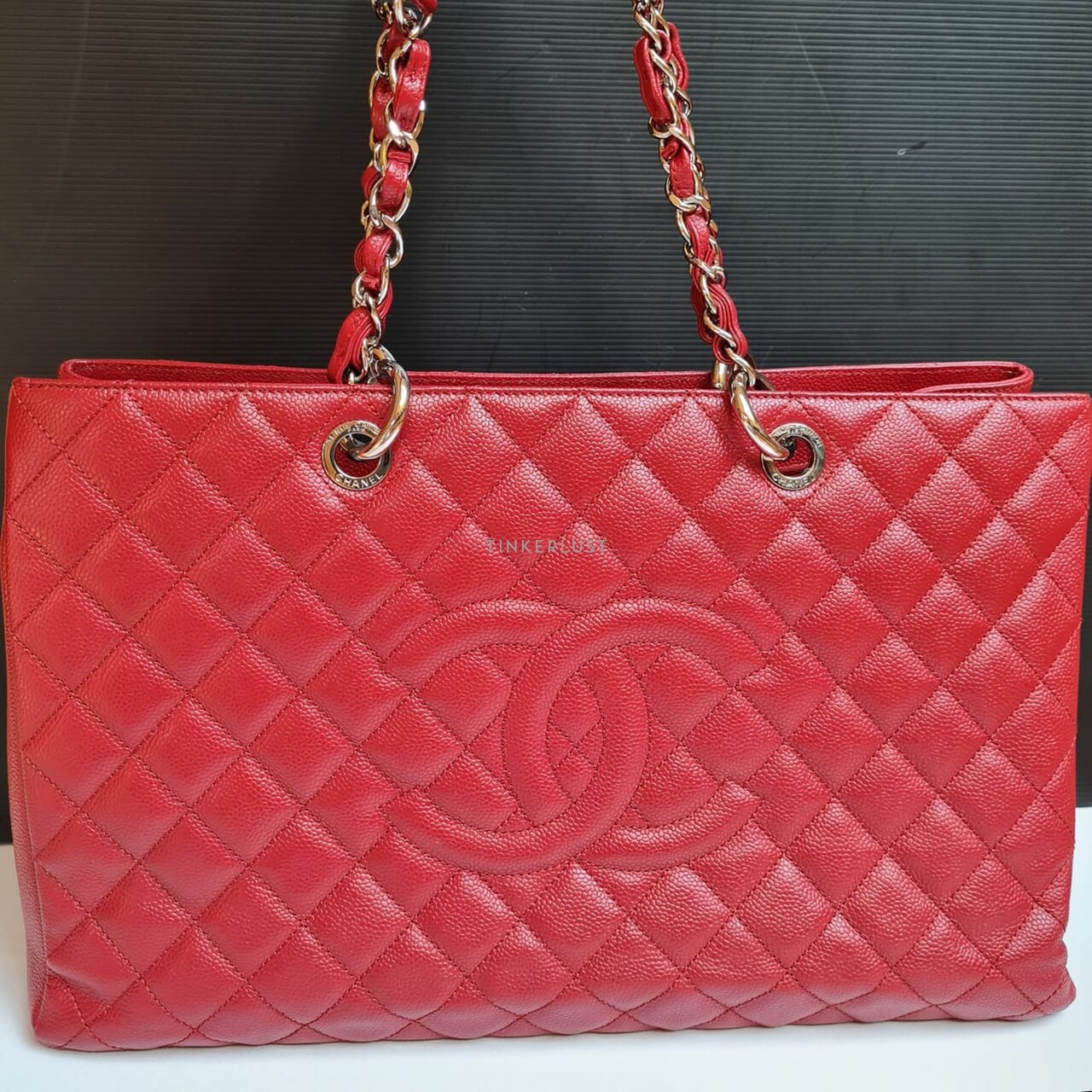 Chanel Red Caviar XL GST SHW #6 Tote Bag