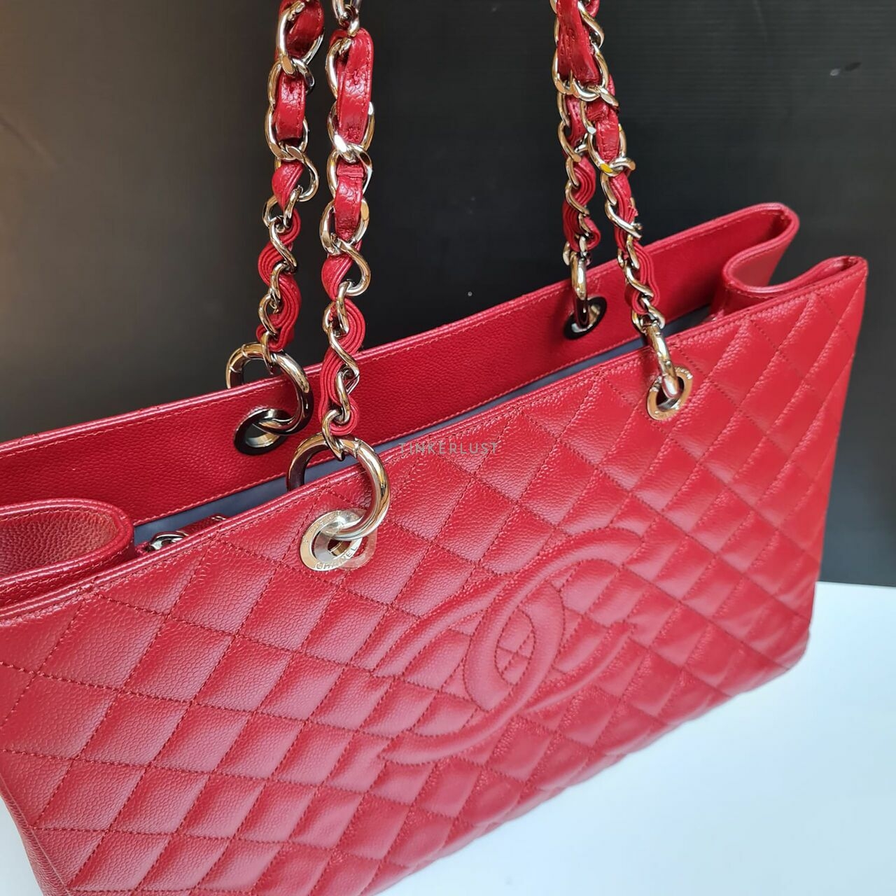 Chanel Red Caviar XL GST SHW #6 Tote Bag