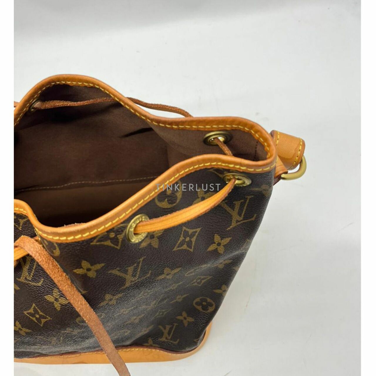 Louis Vuitton Neo Petite Monogram 2017 Bucket Satchel