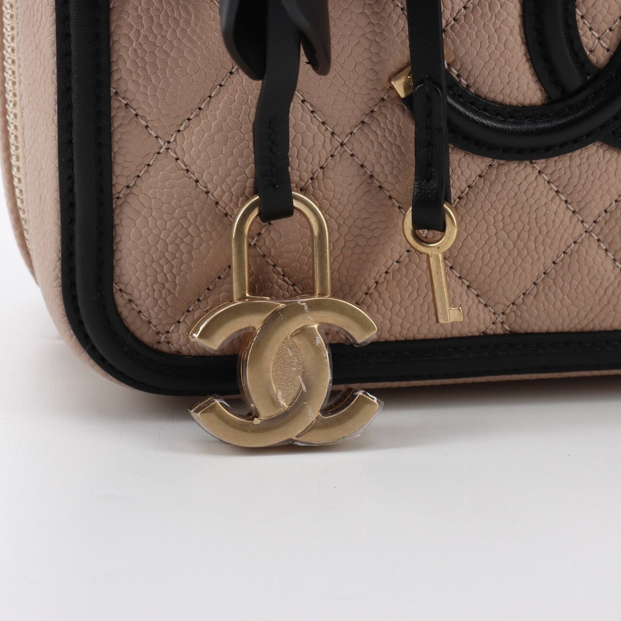 Chanel Filigree Vanity Case Caviar Nude Satchel