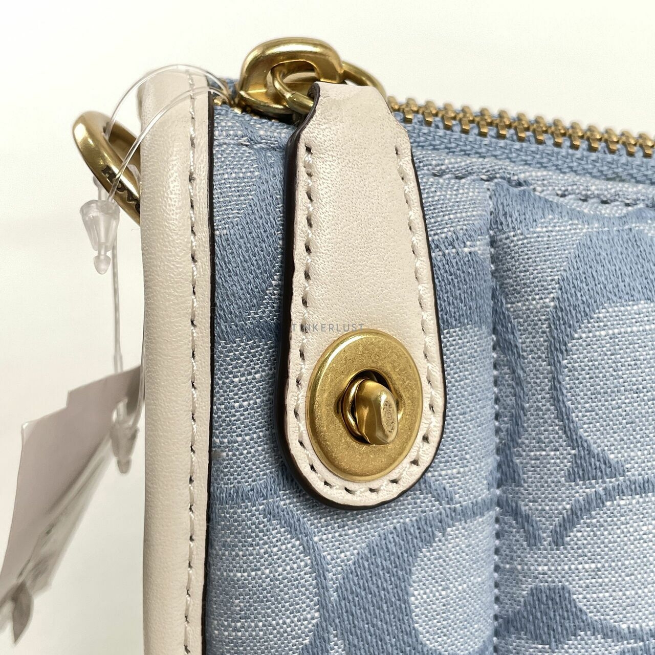 Coach C5016 Light Washed Denim Chalk Swinger 20 In Signature Chambray With Quilting Handbag