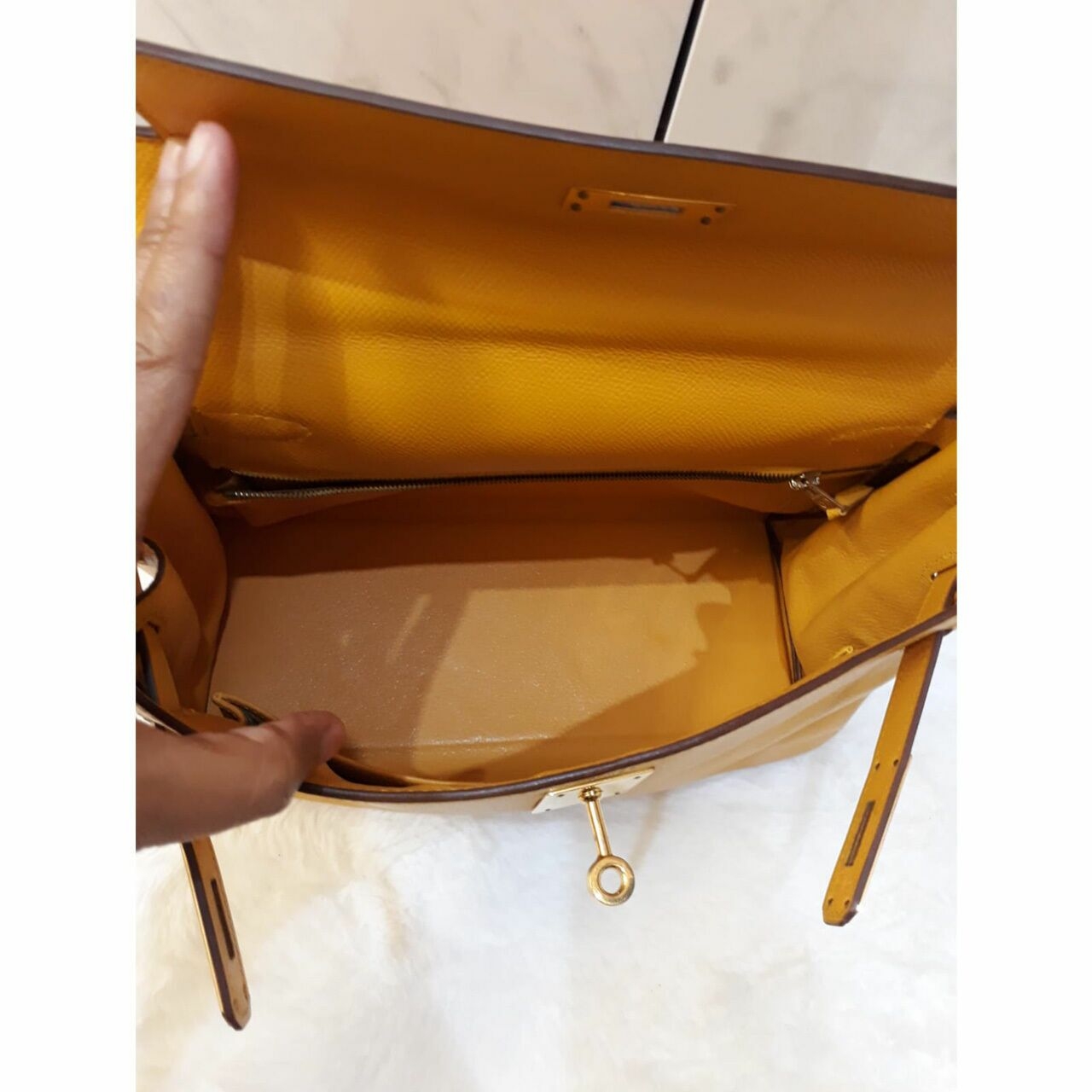 Hermes Kelly 28 Jaune Epsom GHW Vintage #Y Satchel