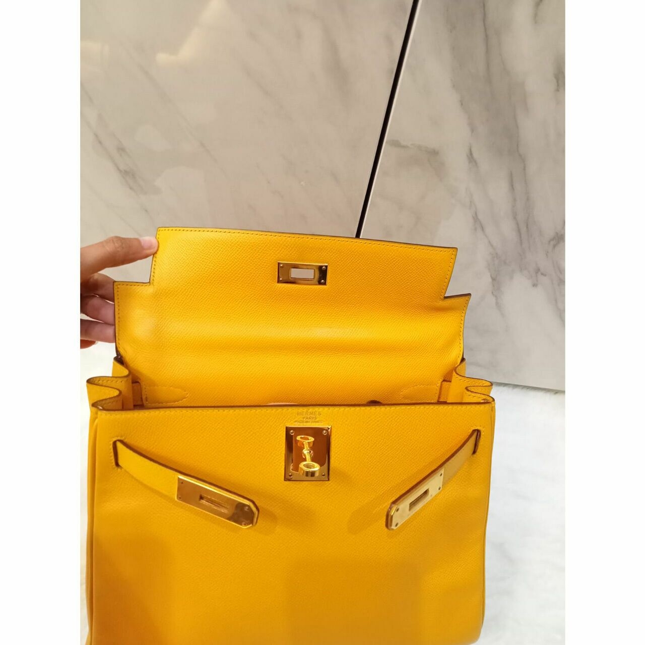 Hermes Kelly 28 Jaune Epsom GHW Vintage #Y Satchel