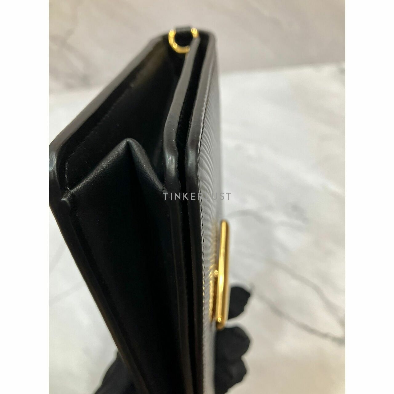 Louis Vuitton Twist WOC Black 2019 GHW Sling Bag