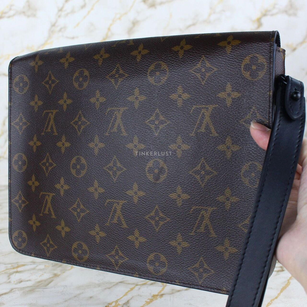 Louis Vuitton Slock A4 Brown Monogram Canvas Clutch