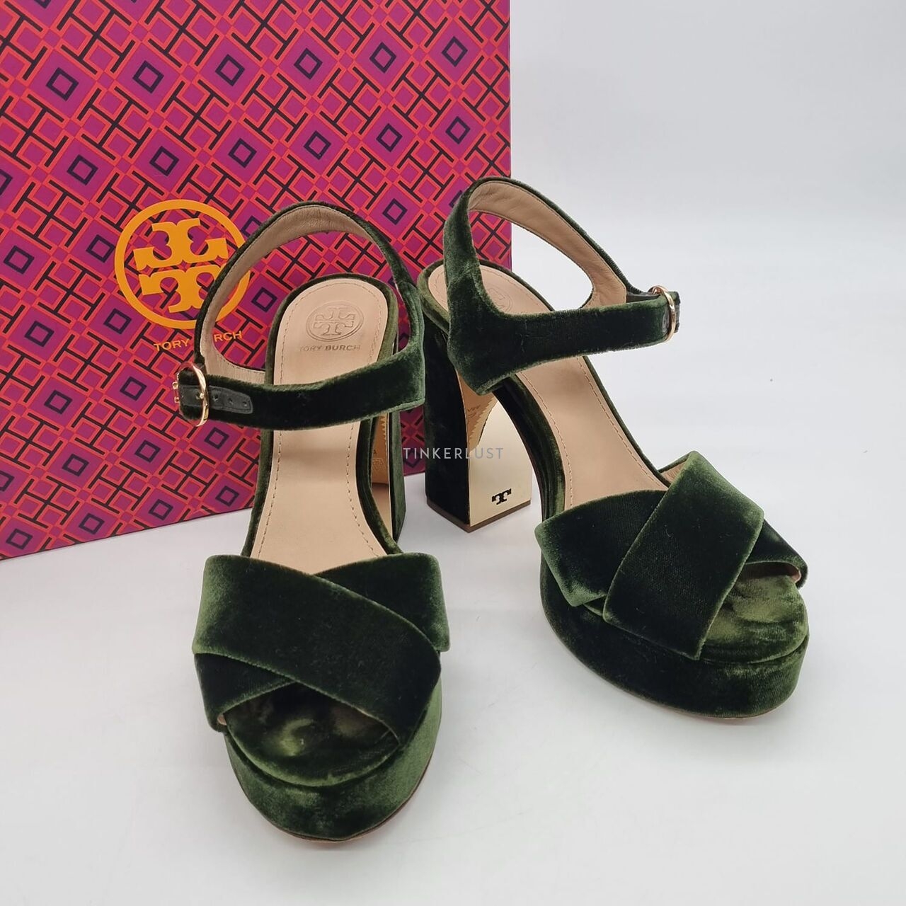 Tory Burch Loretta Banana Leaf Velvet Pump Heels