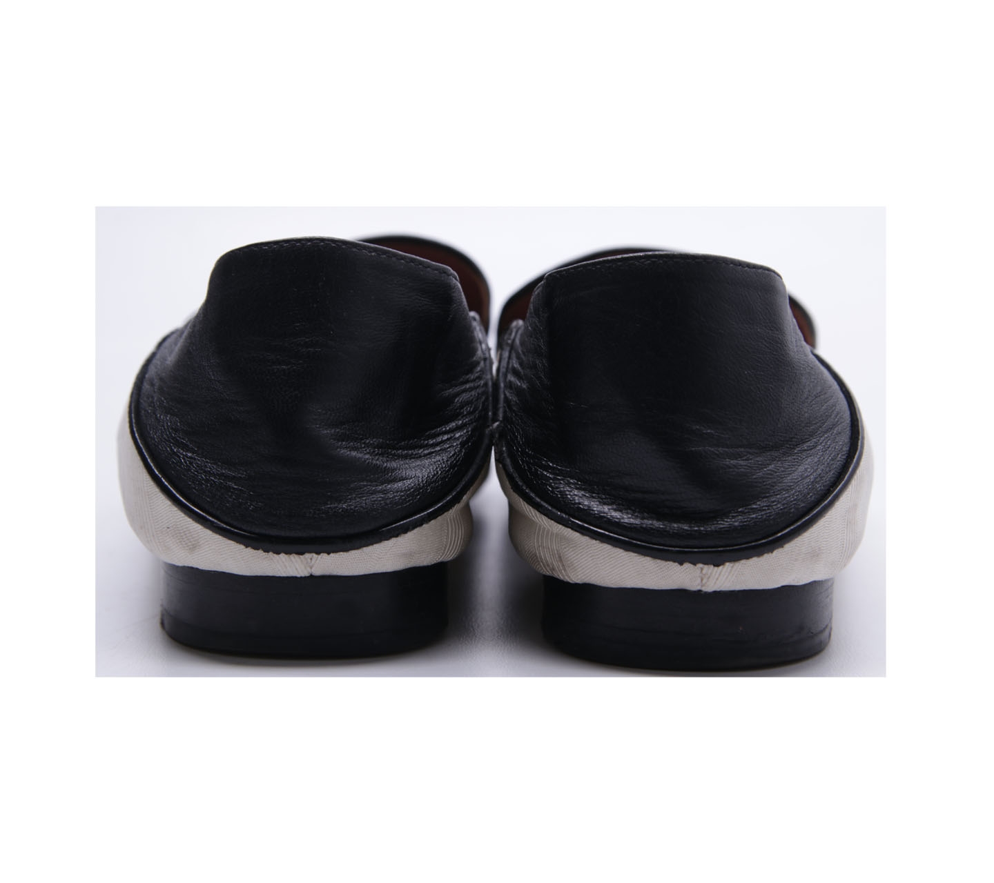 Bally Black & White Calf Grained Flats