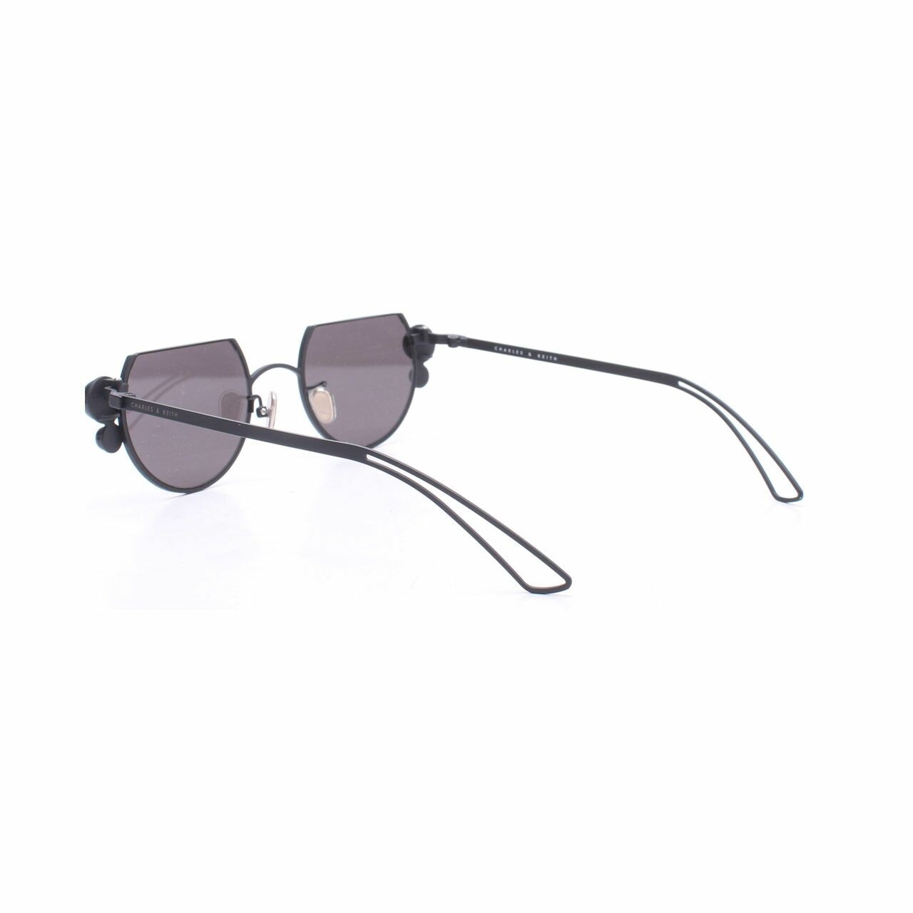 Charles & Keith Black Marble Stone Chain Link Round Cut-Off Sunglasses