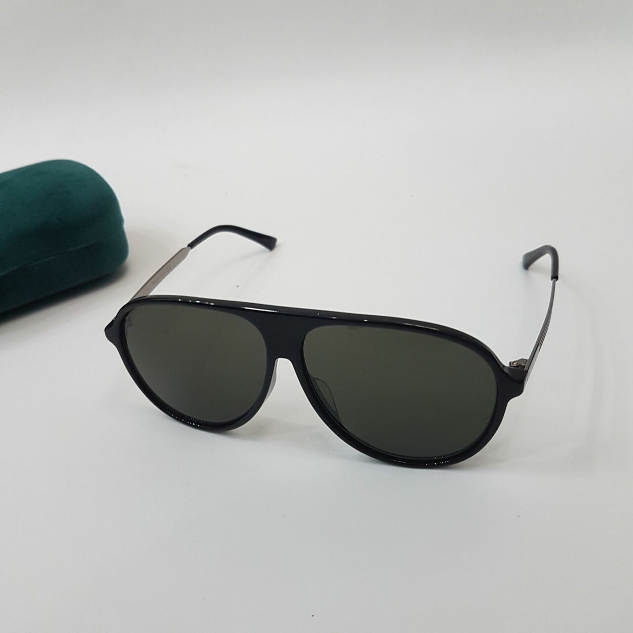 GUCCI Sunnies Aviator GG0829SA