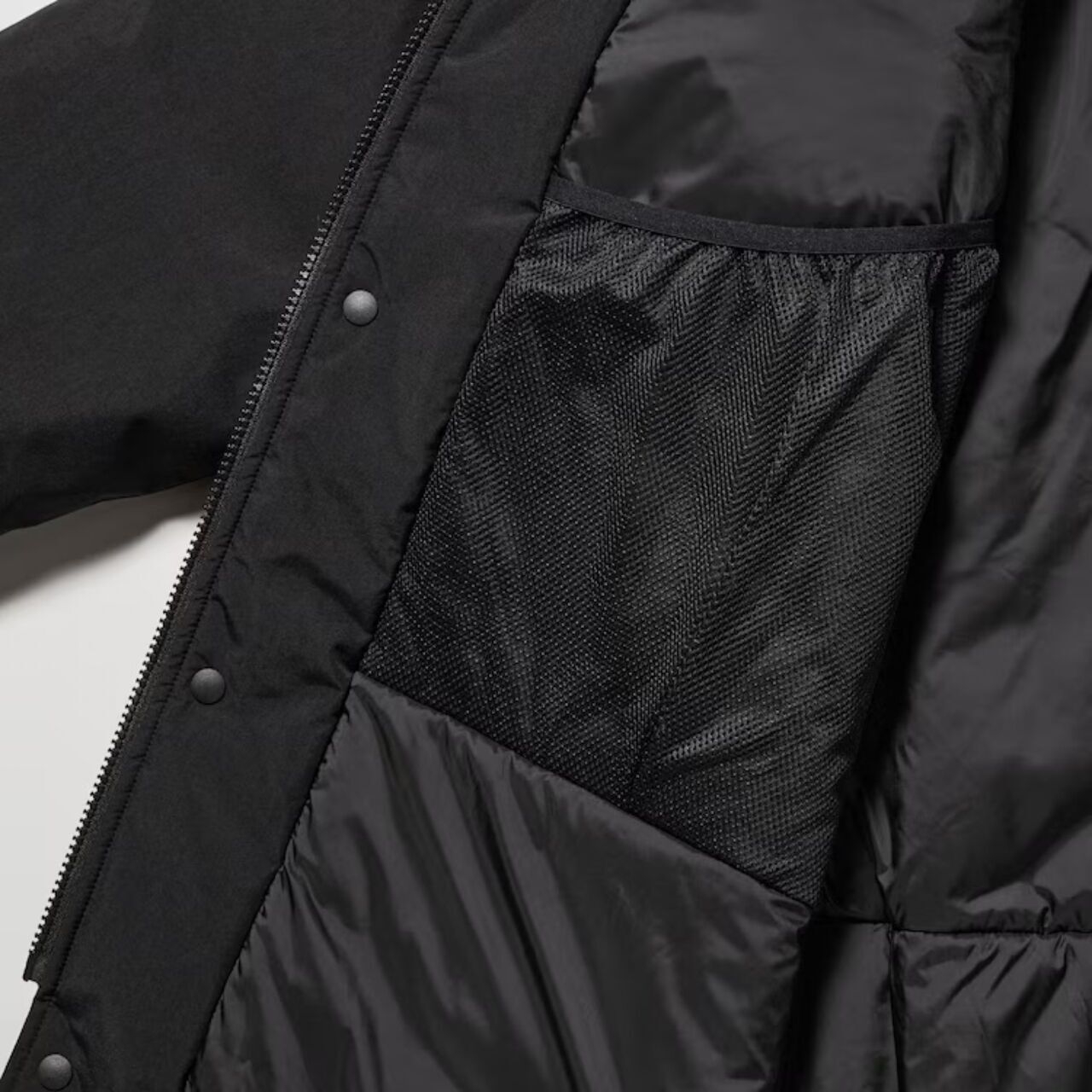 UNIQLO Black Mantel Padded Windproof