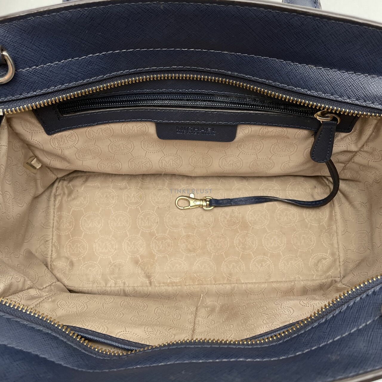 Michael Kors Navy Saffiano Selma Medium Satchel