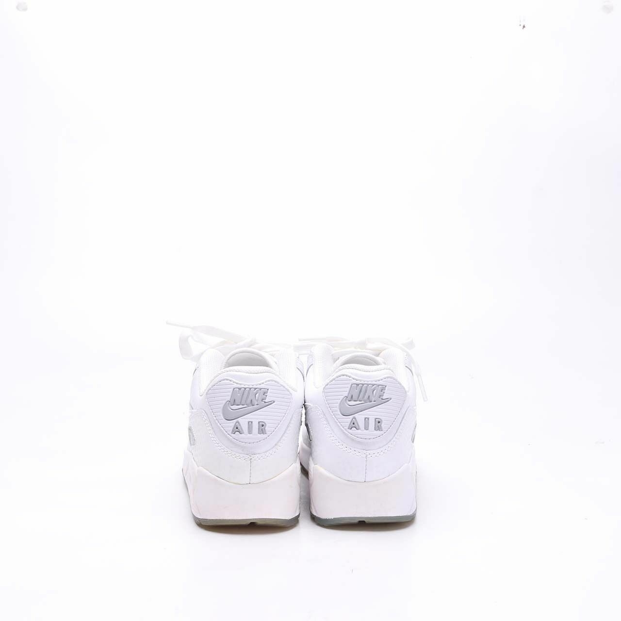 Nike White Women Air Max 90 Sneakers