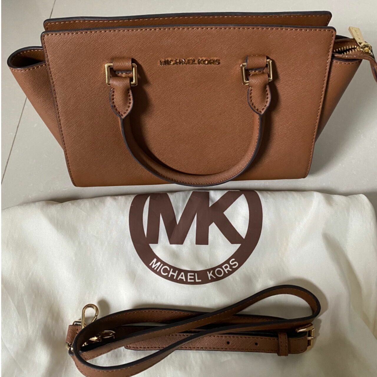 Michael Kors Medium Selma Satchel Brown