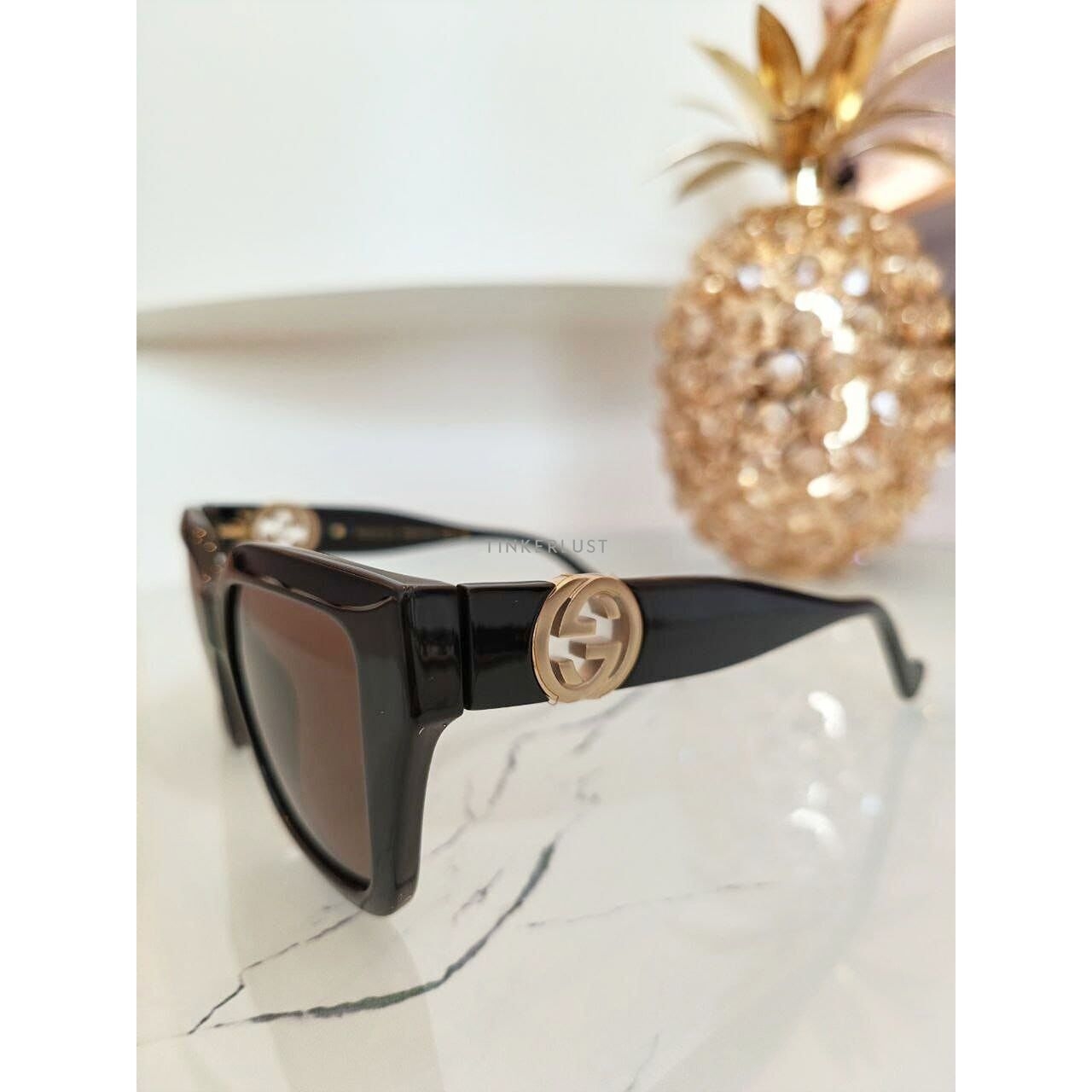 Gucci Black With Removeable Strap Chain Sunglasses 