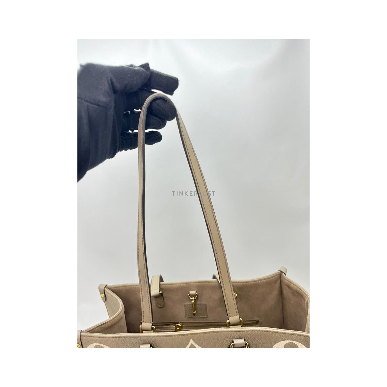 Louis Vuitton On The Go MM Tourtelle Creme Satchel Bag