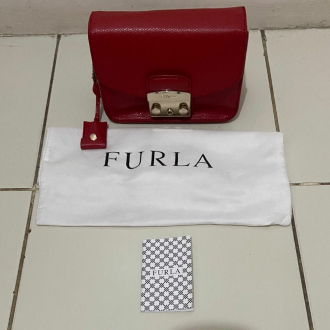 Furla Red Metropolis