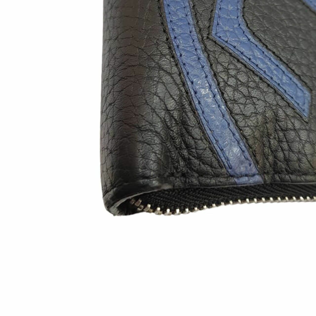 Louis Vuitton Leather Pochette Clutch Black