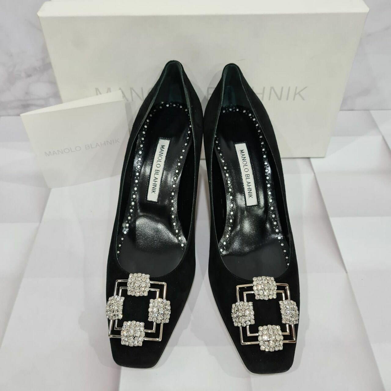 Manolo Blahnik Pumps Judith Suede Black Heels