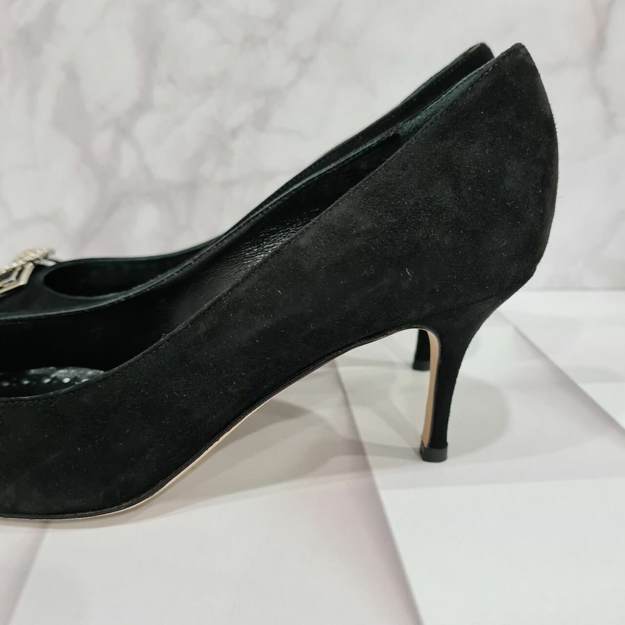 Manolo Blahnik Pumps Judith Suede Black Heels