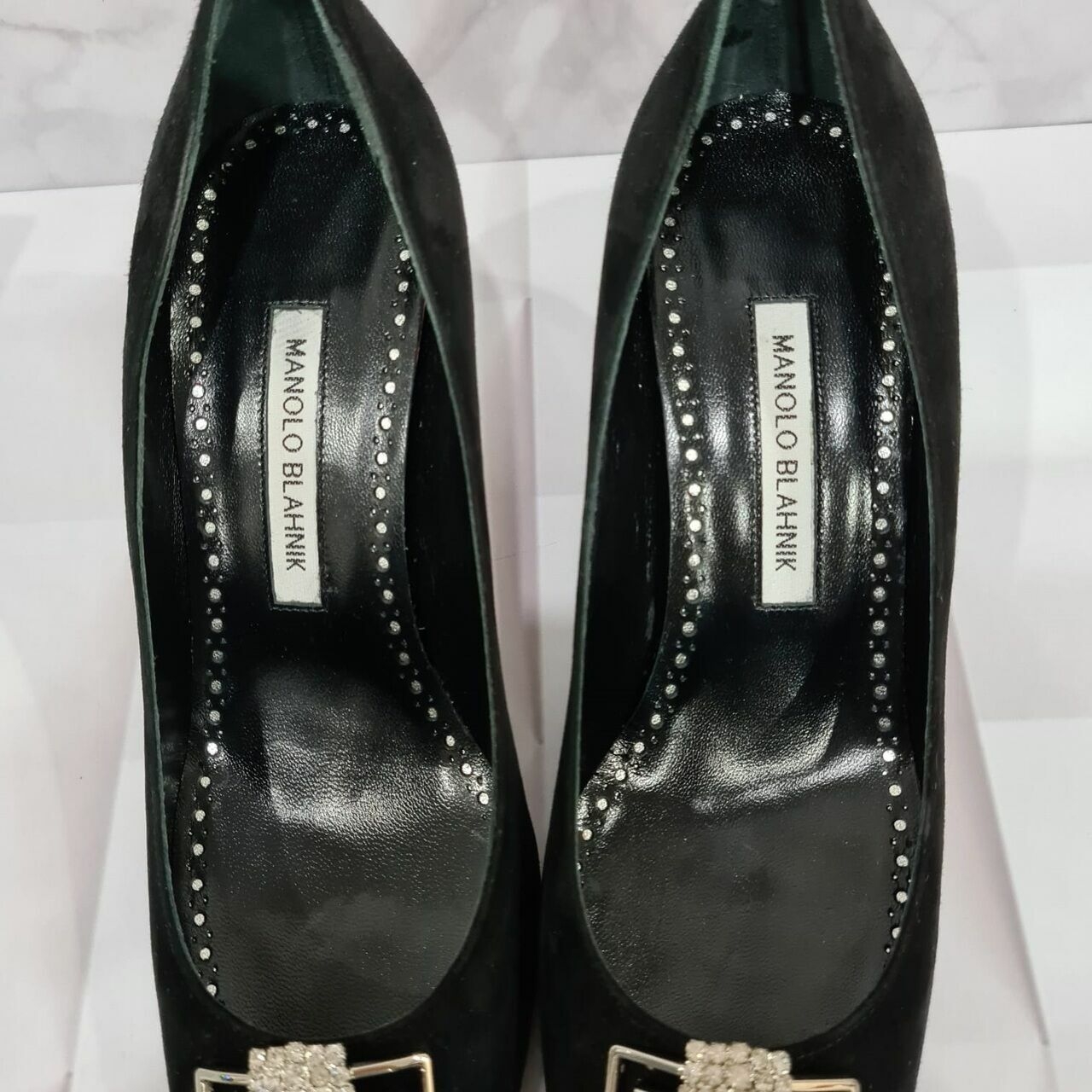 Manolo Blahnik Pumps Judith Suede Black Heels