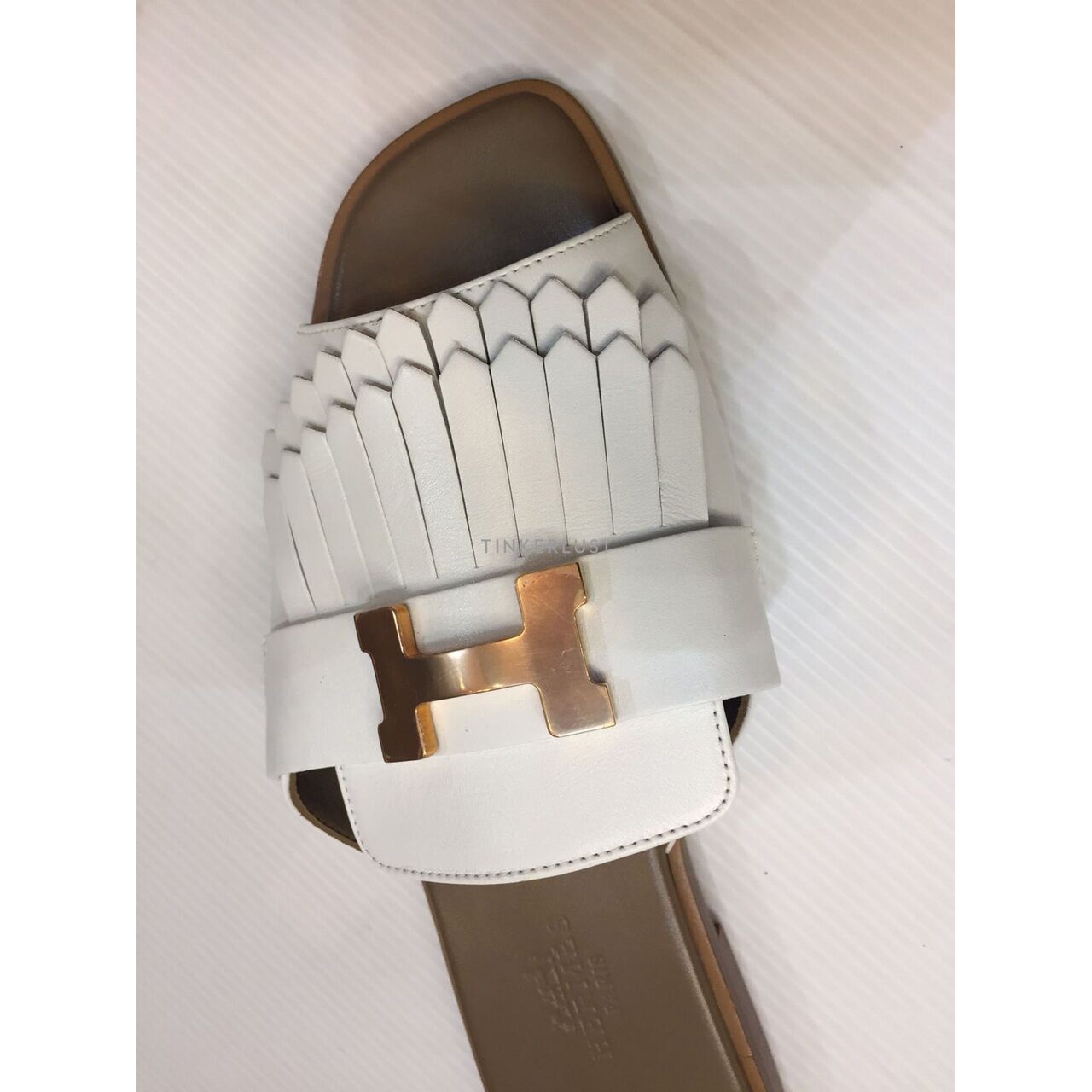 Hermes Taile Blanc LGHW Sandals 