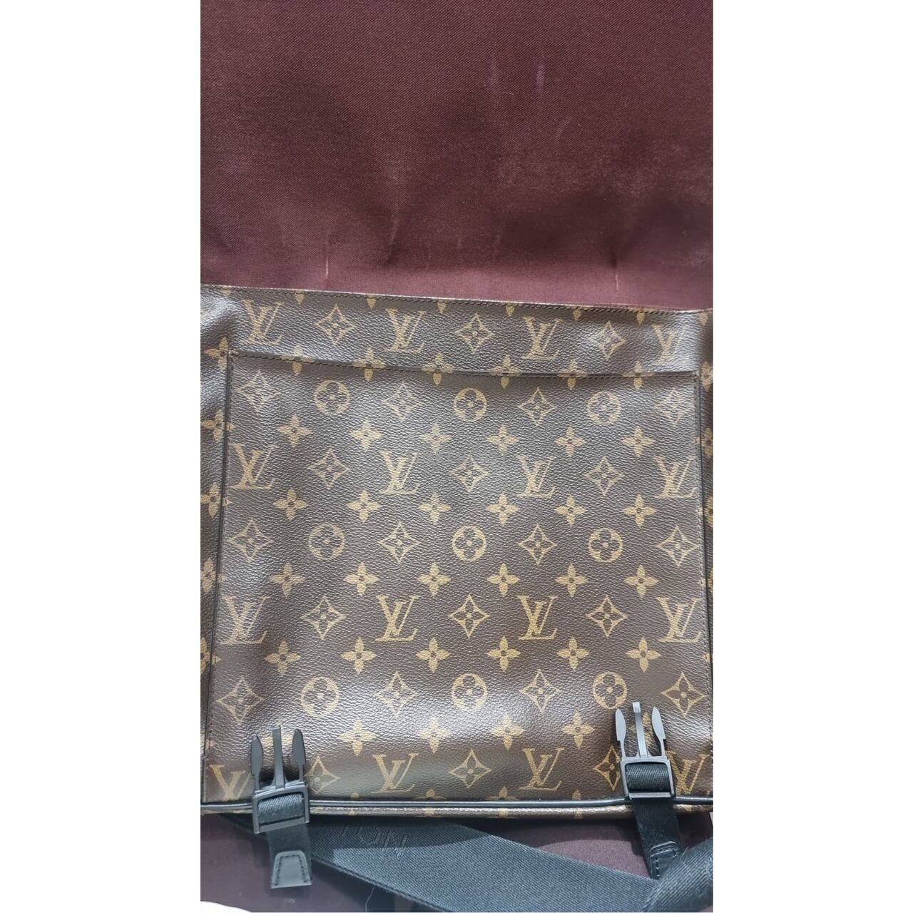 Louis Vuitton Messenger MM Monogram Canvas 2013 Shoulder Bag