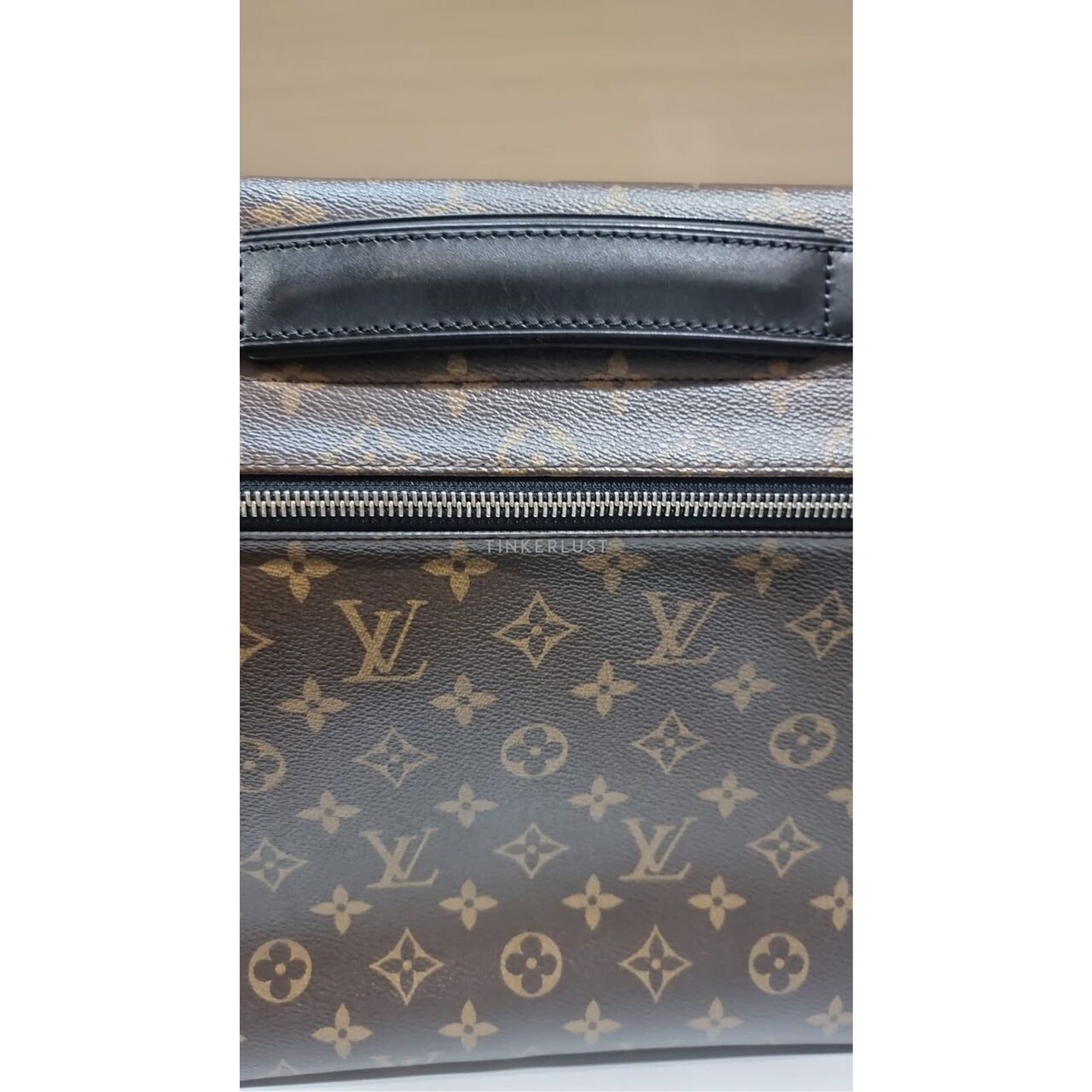 Louis Vuitton Messenger MM Monogram Canvas 2013 Shoulder Bag