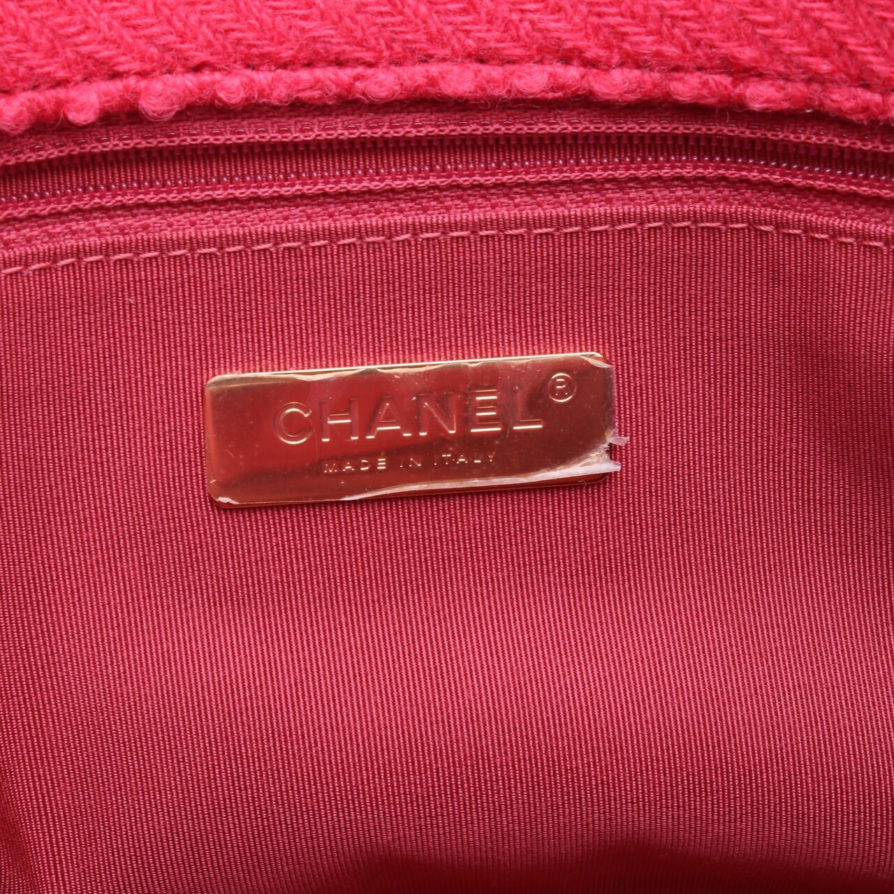 Chanel 19 Medium Tweed Fuschia GHW Shoulder Bag