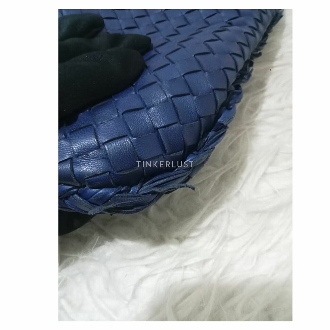 Bottega Veneta Hobo Fuzzy Maxi Navy 2011