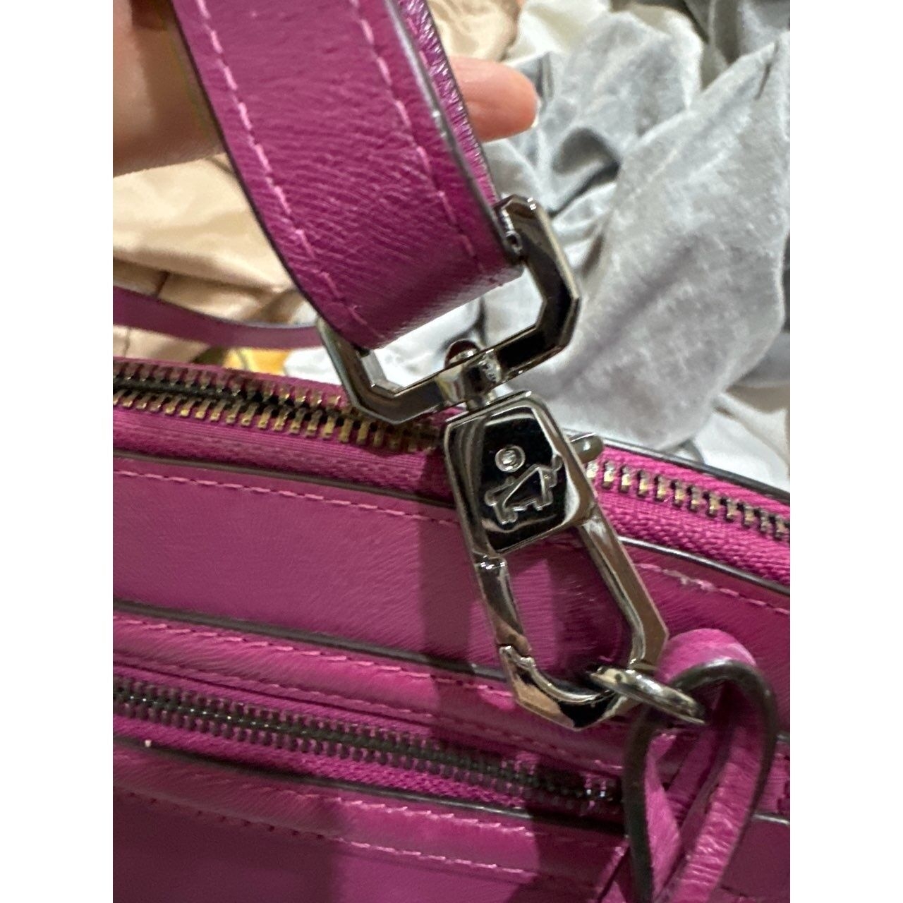 Braun Buffel Fuchsia Sling Bag