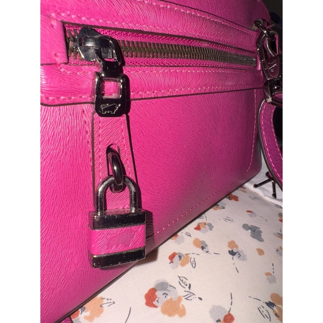 Braun Buffel Fuchsia Sling Bag