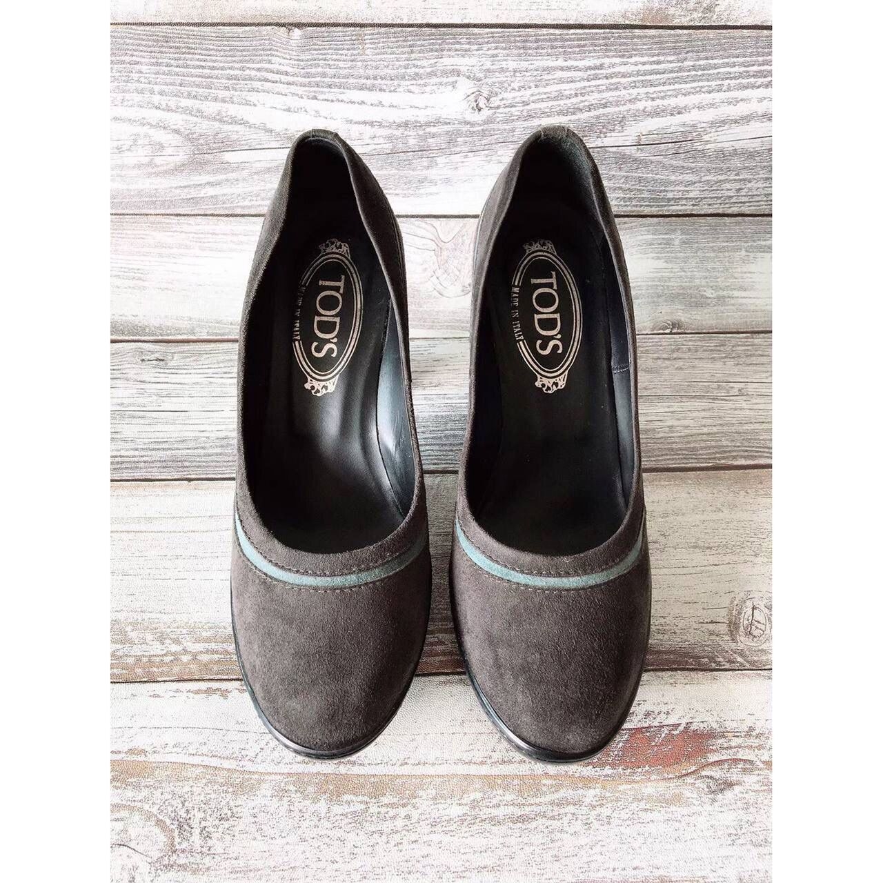 Tod's Grey Suede Heels 