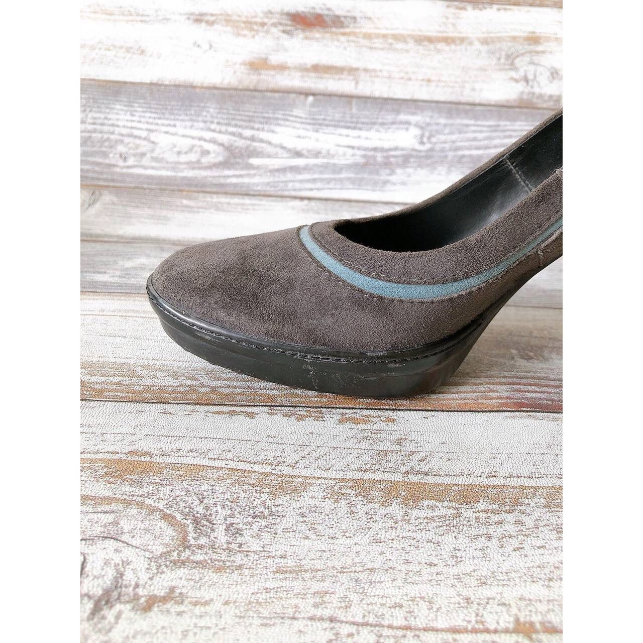 Tod's Grey Suede Heels 