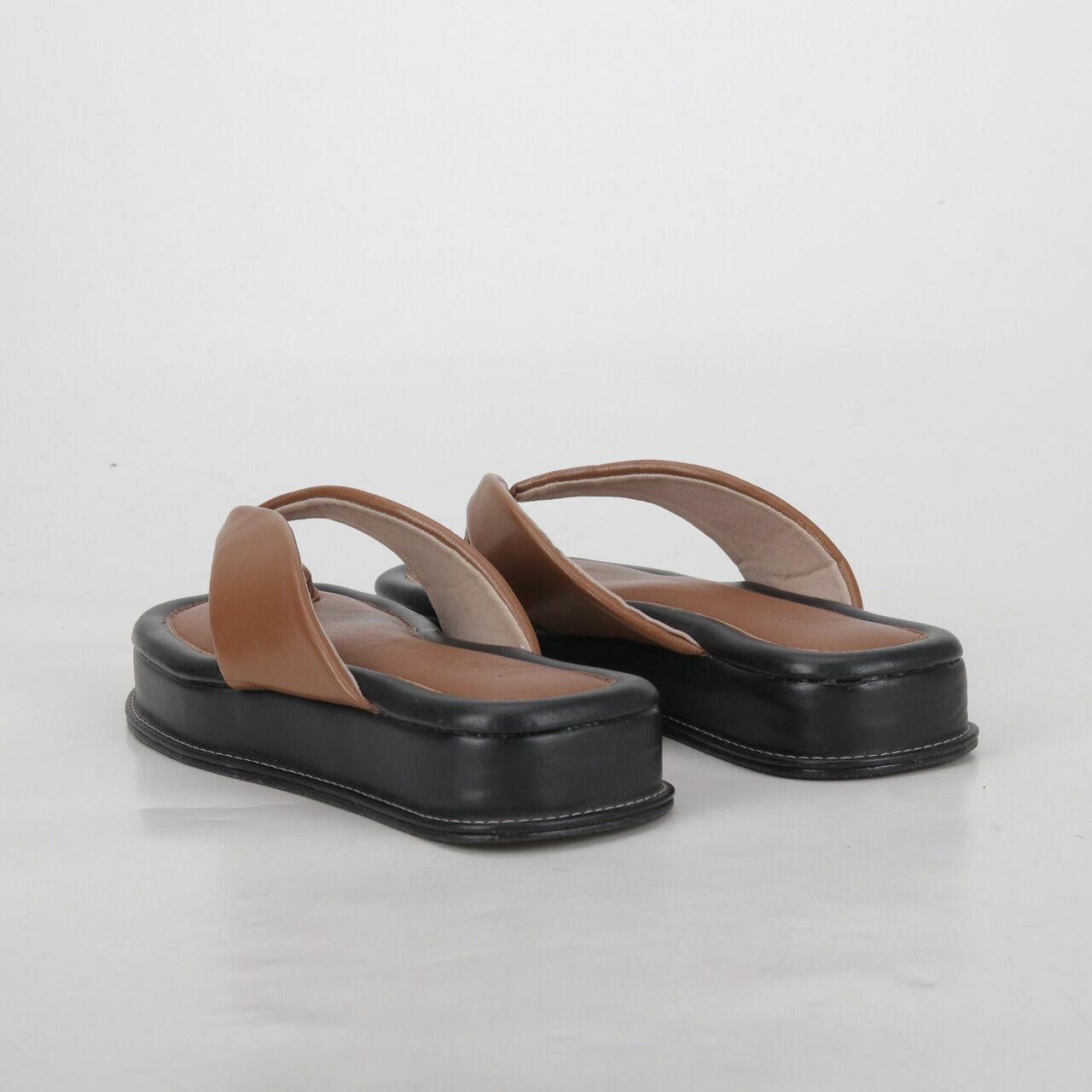 Luxia x Popoluca Brown Mare Sandals