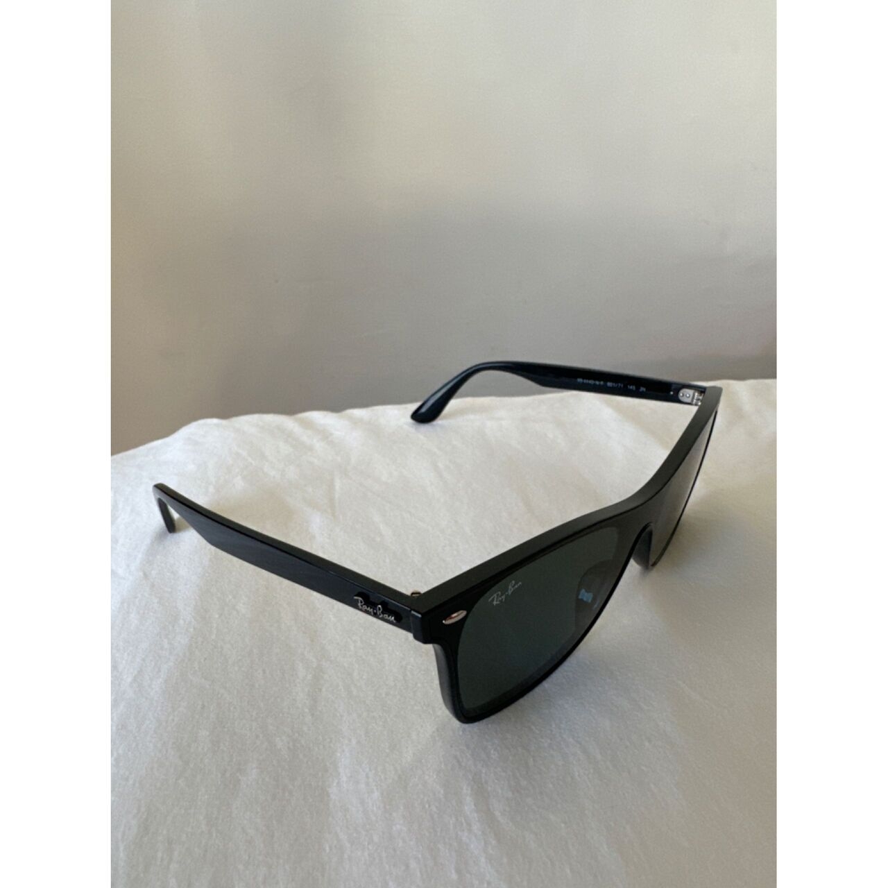 Ray-Ban Sunglass Wayfarer Blaze