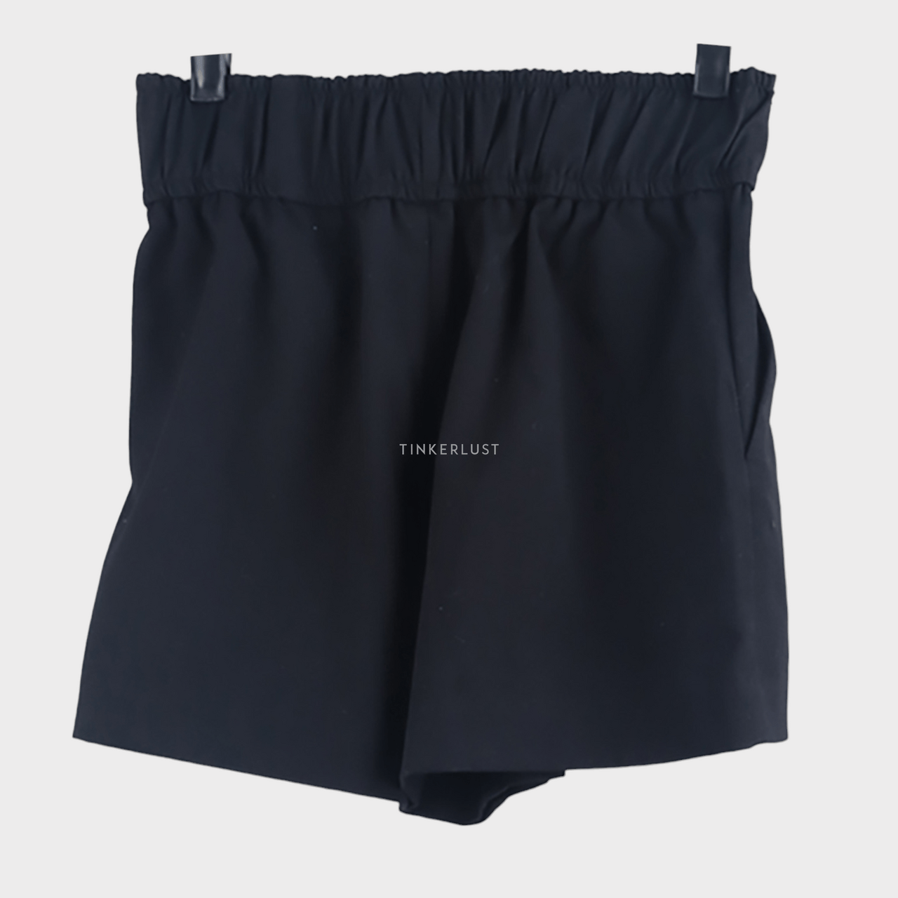 3Mongkis Black Short Pants