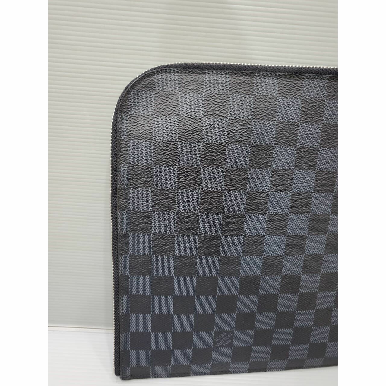 Louis Vuitton Black 2016 America's Cup Pochette Jules Clutch