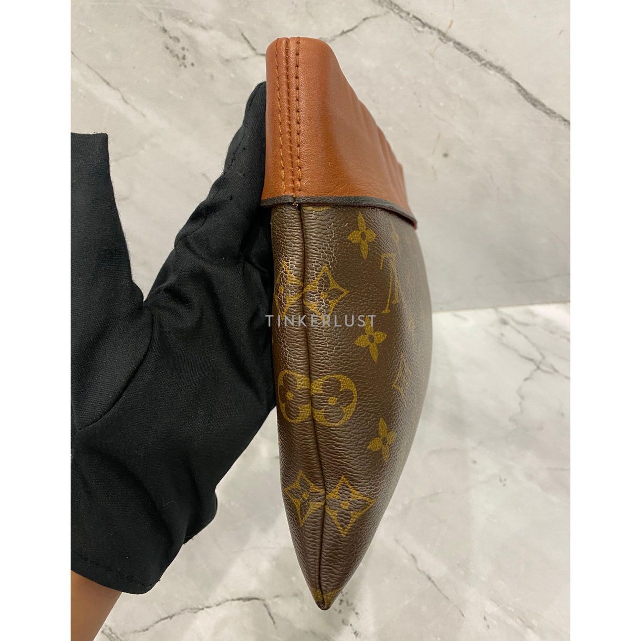 Louis Vuitton Pallas Monogram Caramel Pochette GHW 2017 Pouch