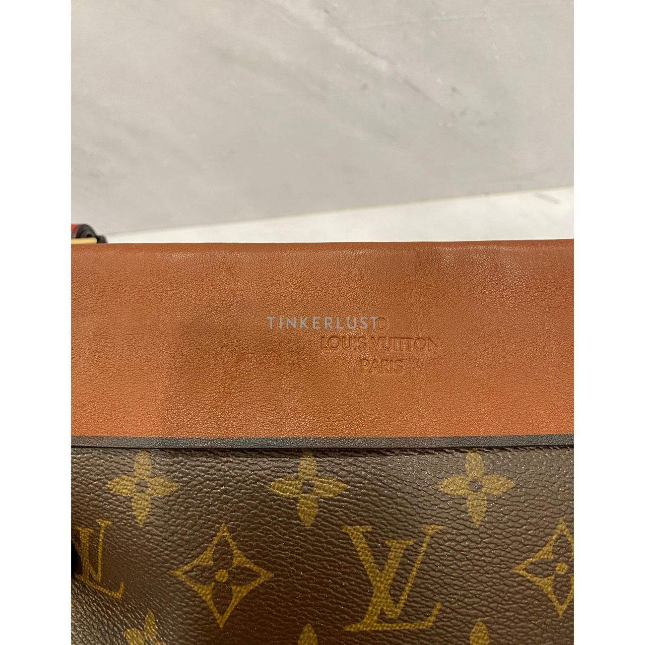 Louis Vuitton Pallas Monogram Caramel Pochette GHW 2017 Pouch