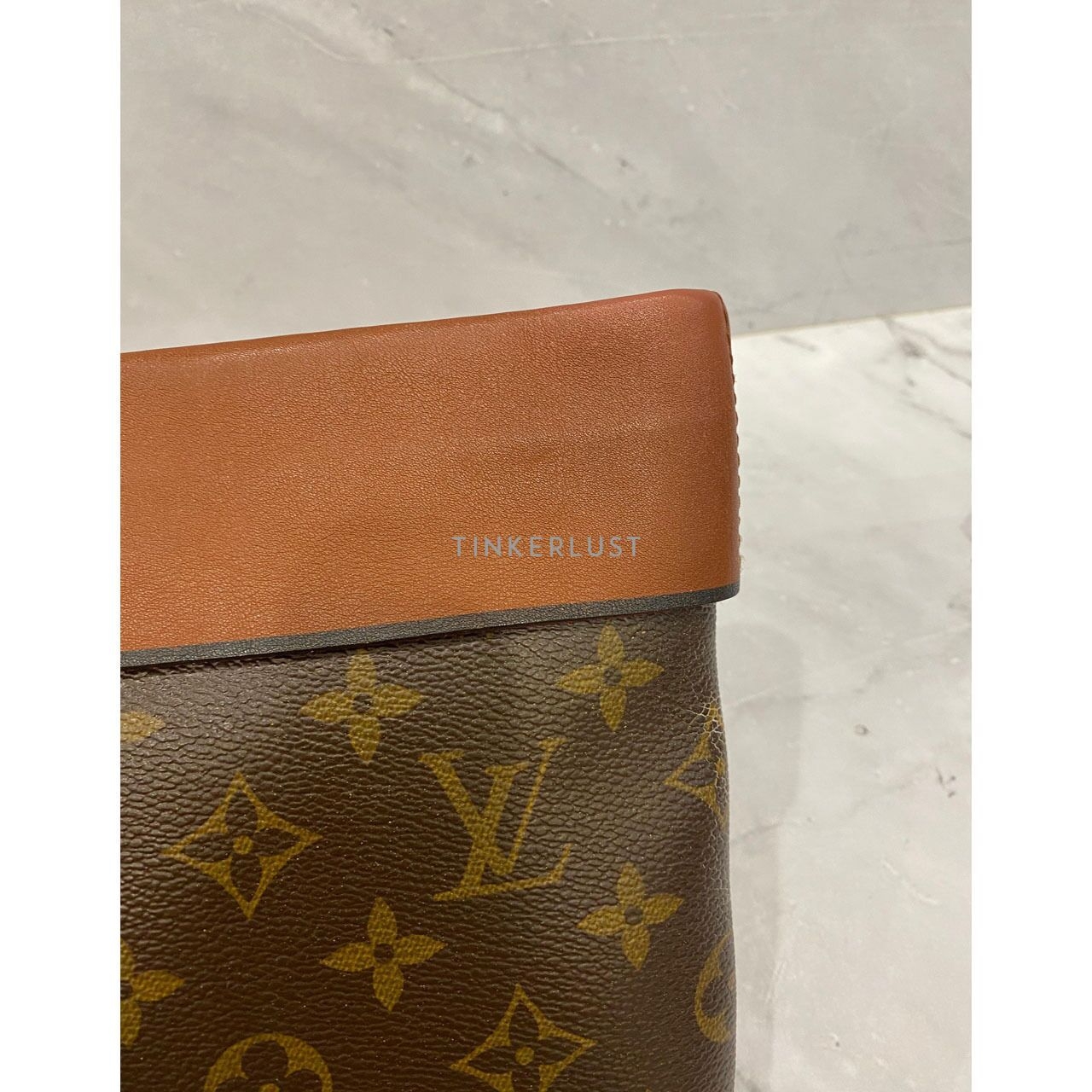 Louis Vuitton Pallas Monogram Caramel Pochette GHW 2017 Pouch