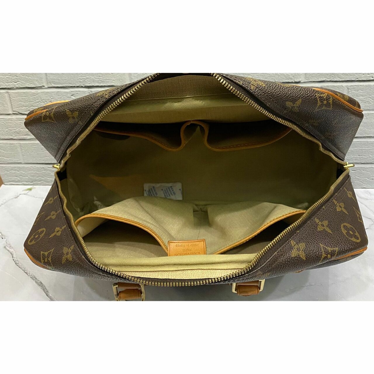 Louis Vuitton Deauville Monogram Handbag