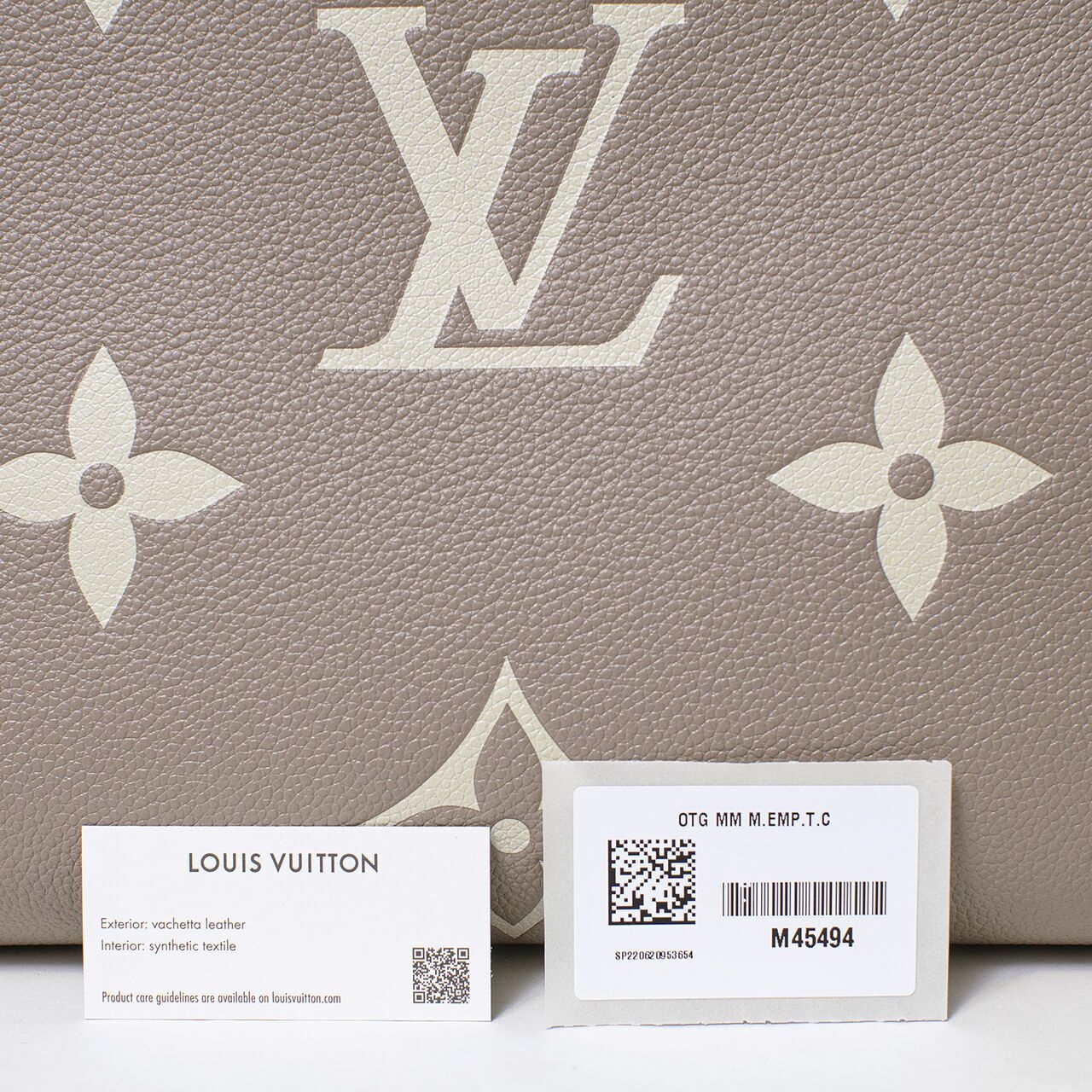 Louis Vuitton OnTheGo MM Tourterelle / Crème