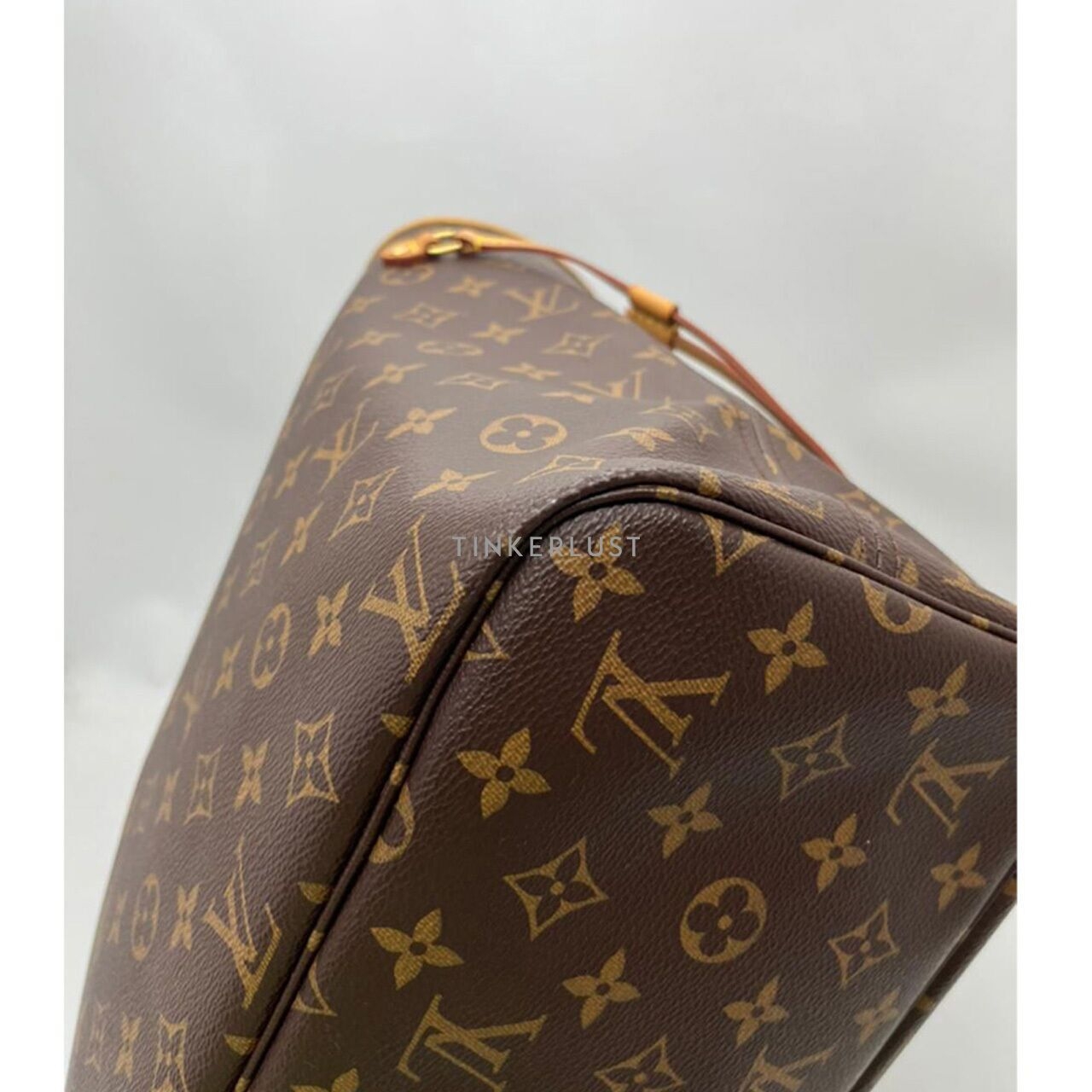 Louis Vuitton Neverfull Monogram MM Cerise Chip Tote Bag